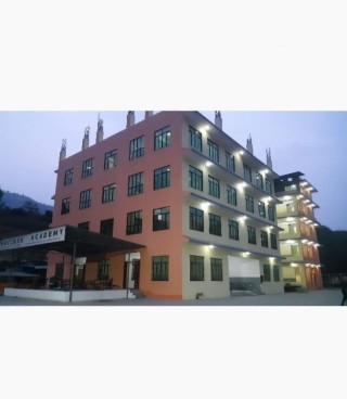 सक्सेस एकेडेमीमा वैकल्पिक माध्यमबाट शिक्षण सिकाइ सुरु