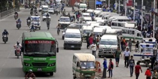 सार्वजनिक गाडी चल्न दिने सरकारको निर्णय, ५० प्रतिशतसम्म बढी भाडा लिन पाउने