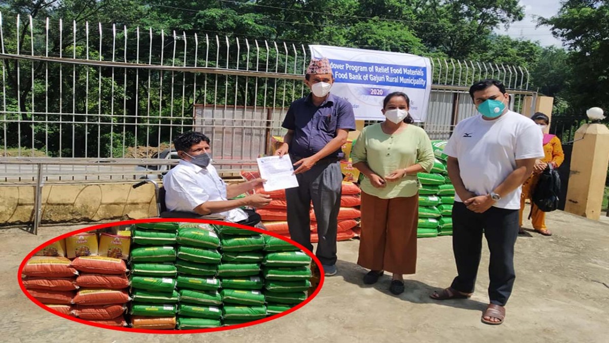 अपाङ्ग कल्याण सँघ धादिङद्धारा गजुरी गाउँपालिकालाई खाद्य सामाग्री हस्तान्तरण