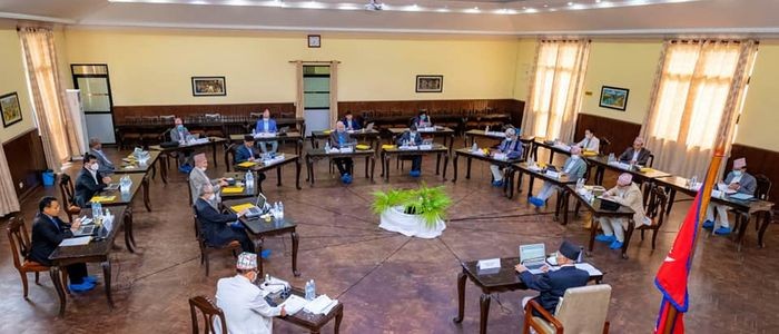 सरकारले सार्वजनिक सवारीको सबै सिटमा यात्रु बोक्न दिने
