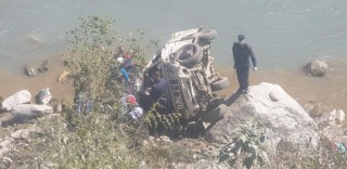 जीप दुर्घटनामा जीप दुर्घटना हुँदा १ जनाको मृत्यु, २ जना घाइते