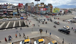 कलंकी -कोटेश्वर क्षेत्रमा सडकबत्ती जडान