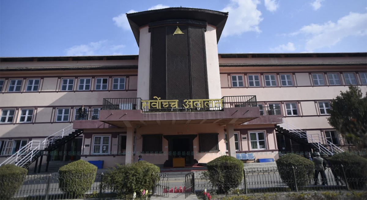 नयाँ स्टक एक्सचेन्जको लाइसेन्स रोक्न सर्वोच्चको अल्पकालीन आदेश
