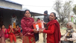 समुदायको पहलमा सुरक्षीत पानीका लागि फिल्टर वितरण कार्यक्रम