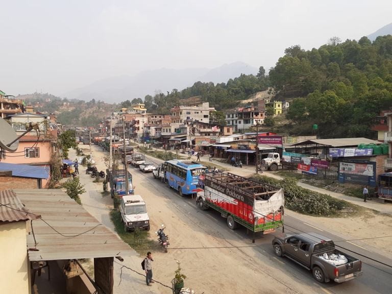तीन दिनमा पाँच लाख भन्दाबढीले छाडे काठमाण्डौं, आवागमन अस्तव्यस्त