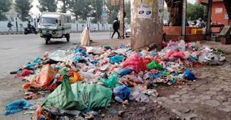 चार महिनादेखि थुप्रिएको फोहोर व्यवस्थापन