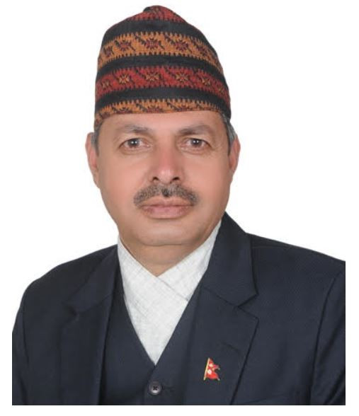 सडक विभागको महानिर्देशकको जिम्मेवारी सापकोटालाई, थापा मन्त्रालय तानिए