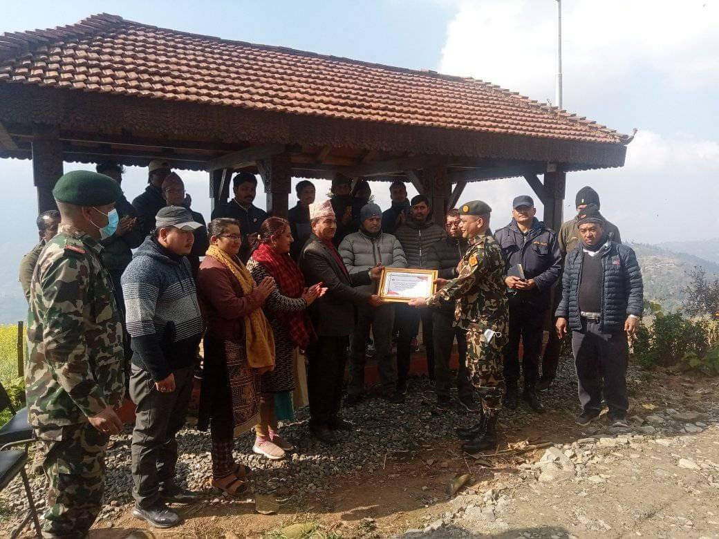 धुनिवेशीमा सेनाद्धारा निर्मित सँरचना नगरपालिकालाई हस्तान्तरण