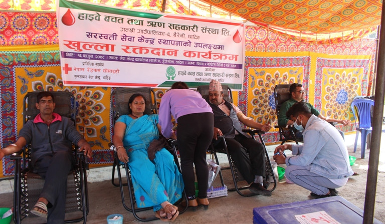 हाइवे बचत तथा ऋण सहकारी संस्थाको रक्तदान कार्यक्रममा ७७ युनिट रगत संकलन