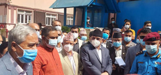 व्याख्यात्मक घोषणा : दलहरूबीच घोचपेच