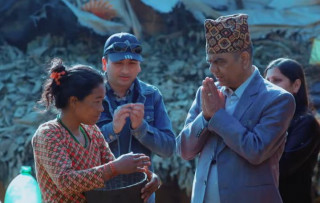 ‘चेपाङ बस्ती’को विषयमा डा. डीआरले ल्याए चेतनामुलक गीत