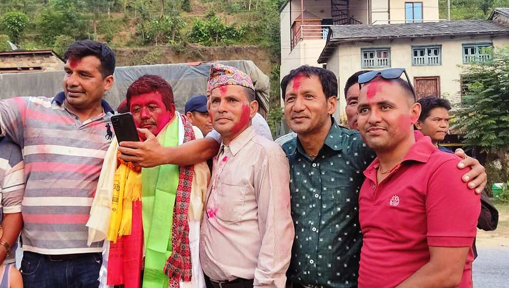 बेनीघाट रोराङ १ को अध्यक्षमा कांग्रेसका जीवन सिं तामाङ विजयी