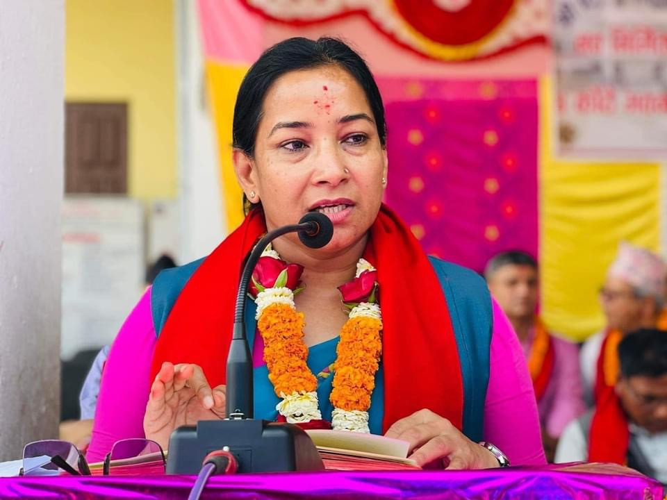 भरतपुरको मेयरमा भारी मतान्तरसहित रेनु विजयी