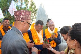 धुनिबेशीमा गठबन्धनको घरदैलो कार्यक्रम, अधुरा काम पुरा गर्ने प्रतिद्धता
