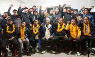 थाक्रेमा एमाले परित्याग गरि १७ जना एकीकृत समाजवादीमा प्रवेश