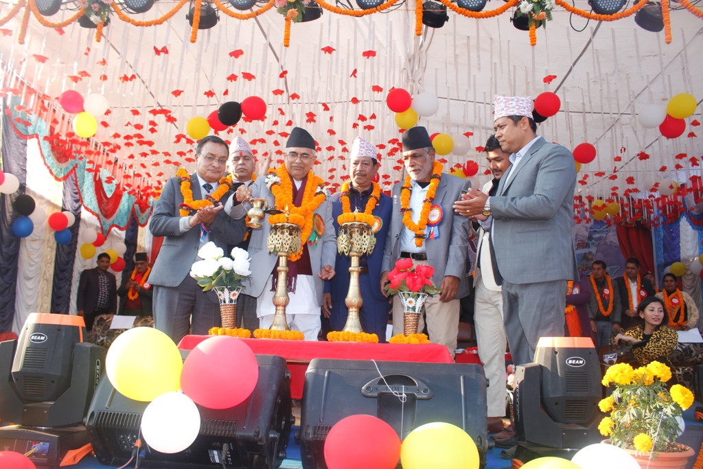 आठौं धादिङ महोत्सव सुरु (फोटो फिचर)