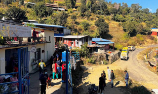 धुनिवेशीमा स्थायी बन्ध्याकरण शिविर, १२ जनाले लिए सेवा