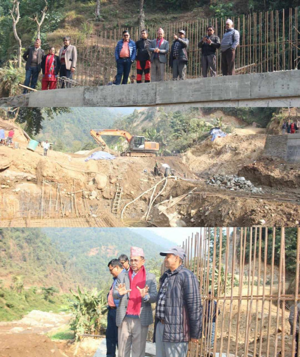 सांसद राजेन्द्र पाण्डेद्धारा धादिङको चरैदी खोलामा निर्माणाधिन मोटरेबल पुलको अनुगमन