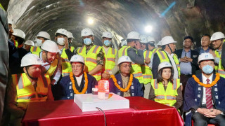 सुरुङमार्ग निर्माणले राष्ट्रिय लक्ष्य प्राप्तिमा ठूलो भूमिका खेल्नेछ : प्रधानमन्त्री प्रचण्ड