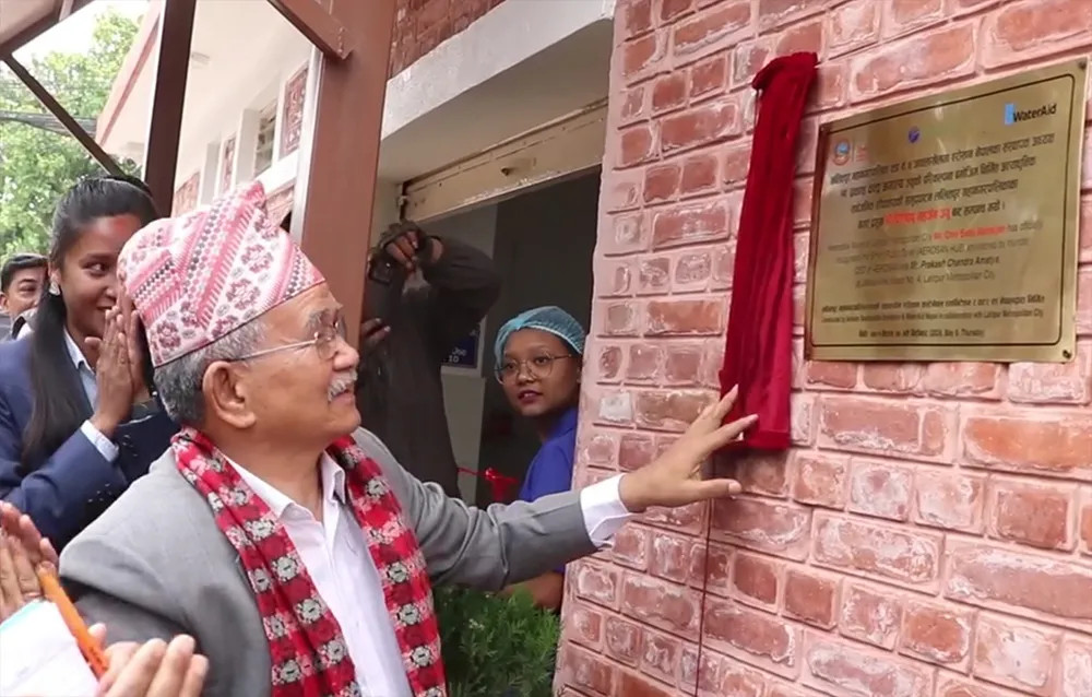 मेयर चिरिबाबूले उद्घाटन गरे स्मार्ट शौचालय, स्नान कक्षको पनि व्यवस्था