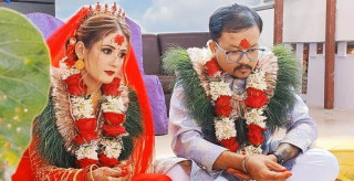 ‘सोचेझैँ जिन्दगी रैनछ’ गाएकी मधु क्षत्री भन्छिन्, 'श्रीमान्‌ले कुटे, सरकारको शरणमा छु'