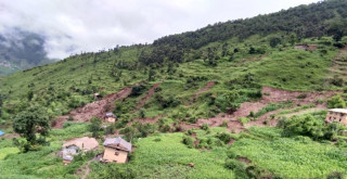 जाजरकोटमा पहिरोले पुरिँदा एक बालकको मृत्यु