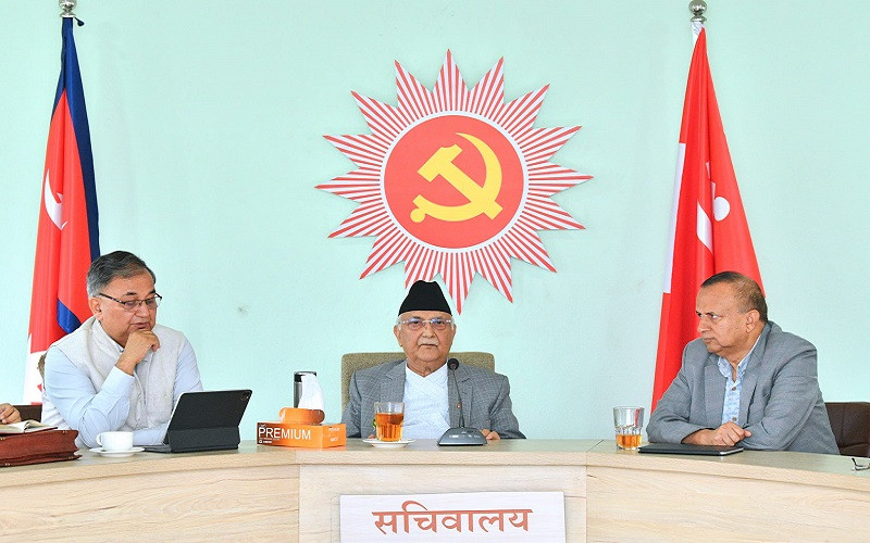 प्रधानमन्त्री प्रचण्डलाई मार्गप्रशस्त गर्न एमालेको आग्रह