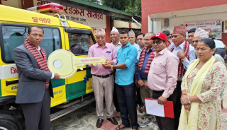 रेडक्रस धादिङद्धारा सुविधा सम्पन्न एम्बुलेन्स संचालन