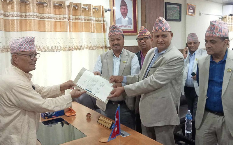 लुम्बिनी प्रदेशको मुख्यमन्त्रीमा एमाले चेतनारायण आचार्य नियुक्त