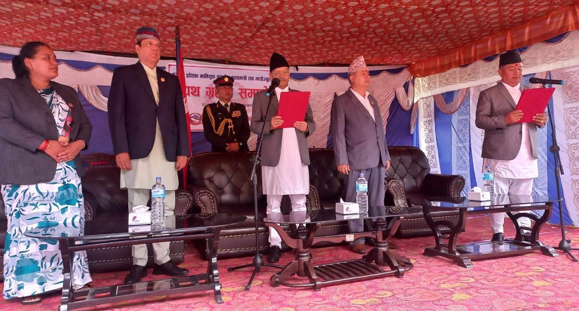 बागमती प्रदेशका मुख्यमन्त्री लामाद्धारा शपथ ग्रहण , १० सदस्यीय मन्त्रीपरिषद विस्तार