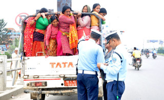 बाममतीमा ‘ट्राफिक शिक्षा’ अभियान