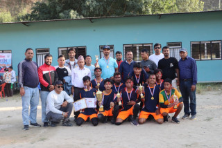 गल्छी गाउँपालिका स्तरिय भलिबल प्रतियोगिताको उपाधि ४ नम्बर वडालाई