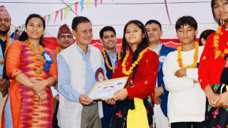 नुवाकोटको दुप्चेश्वरमा अन्तरविद्यालय देउसी भैलो प्रतियोगिता