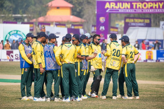 न्यू होराइजनलाई हराउँदै फ्रेन्डस् युथ क्लब अर्जुन ट्रफी राष्ट्रिय क्रिकेटको फाइनलमा
