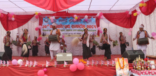 गुड स्टार्ट इङ्लिस स्कुलमा साकेला नाच