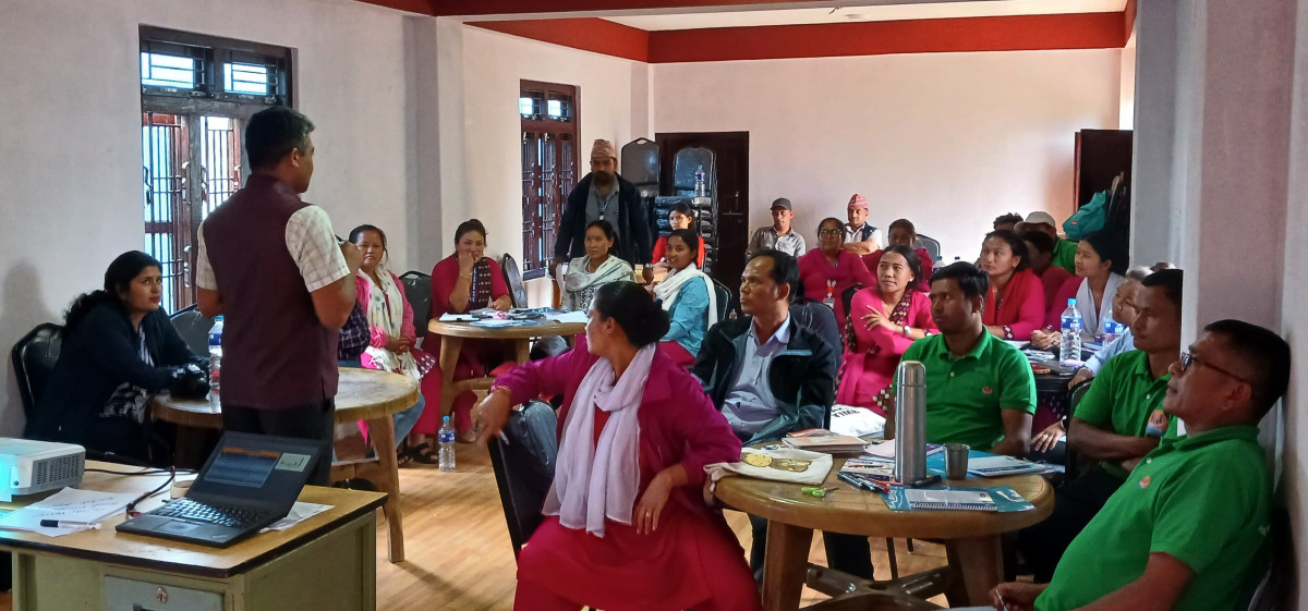 धादिङको बेनीघाट रोराङको चैलिङ्गमा एकीकृत पाठ्यक्रम सम्बन्धि तालिम सुरु