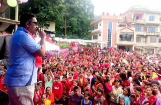 नौबिसेमा तीजको रौनक : कलाकारले दिनभर नचाए दर्शक