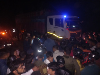 धादिङको थाक्रेमा मोटरसाईकल दुर्घटना  हुँदा अर्यालको निधन 