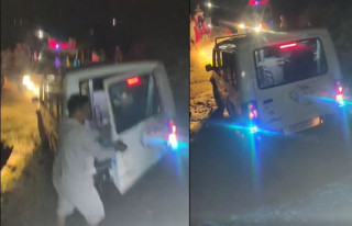 मनकामना दर्शन गरेर फर्केको ईभी माइक्रो दुर्घटनामा परेर ६ जनाको मृत्यु