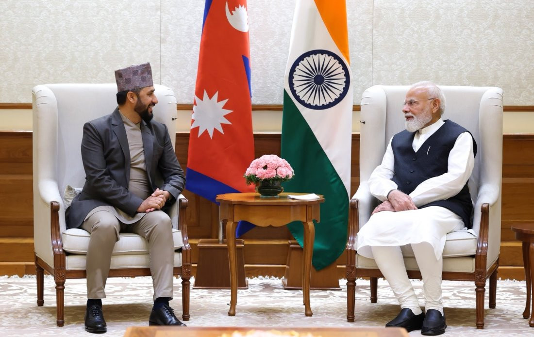 रवि र मोदीबीच भेटवार्ता