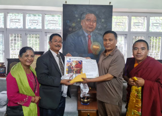 रेन्पोछेद्धारा प्रधानमन्त्री दैवीप्रकोप राहत कोषमा रु १ लाख १५ हजार ५ सय ५५ सहयोग